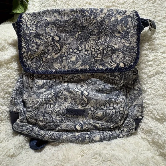 Sakroots | Bags | Sakroots Tan Fabric Interior | Poshmark display picture 2